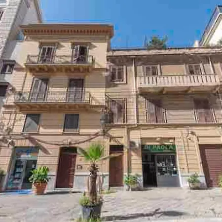 H Urban * Palermo